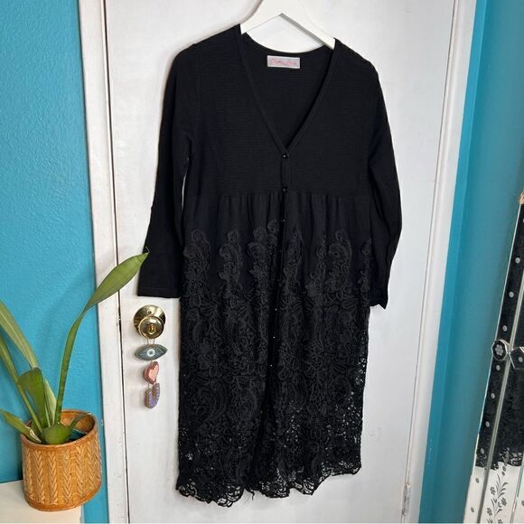 Pretty Angel knit layered lace button down dress - Picture 1 of 11